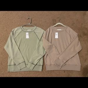 American Eagle Aerie Crewnecks